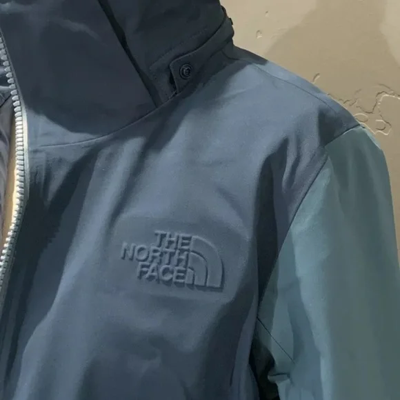 The North Face Women’s Anonym Futurelight Primaloft Slim Fit Jacket NWT